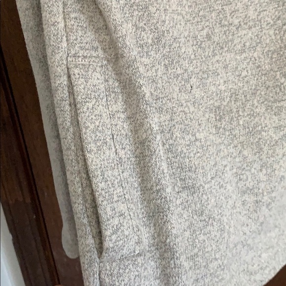 Tommy Hilfiger turtle/cowl neck grey sweater sizeM - Picture 4 of 5